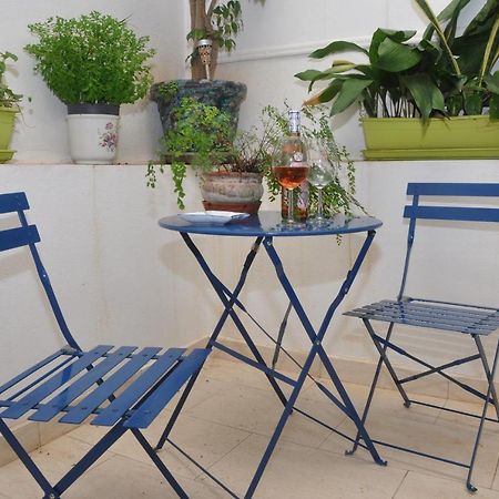 Private Apartment In Pembroke St Julians Zewnętrze zdjęcie